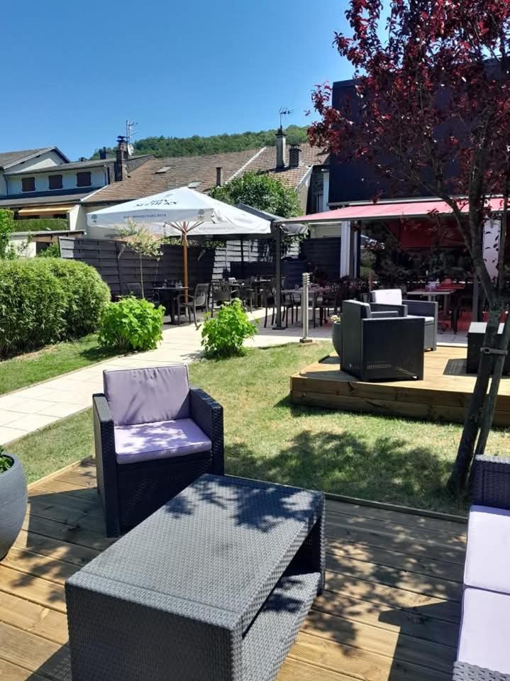 Auberge En Ardenne Les Hautes-Rivieres Exterior photo